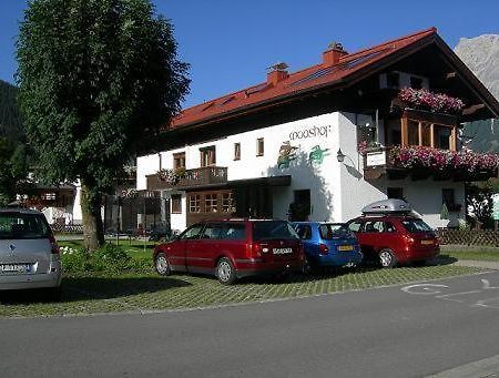 Haus Mooshof Apartman Lermoos Kültér fotó