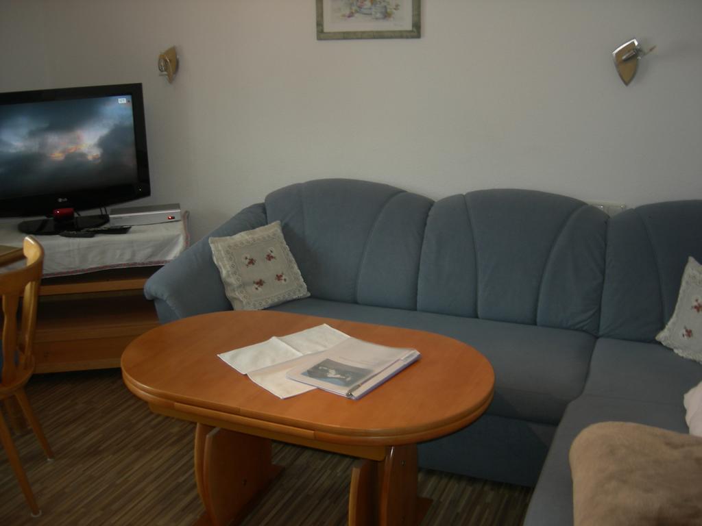 Haus Mooshof Apartman Lermoos Szoba fotó