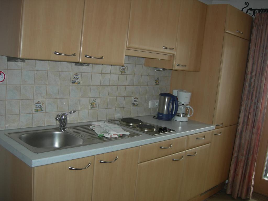 Haus Mooshof Apartman Lermoos Szoba fotó